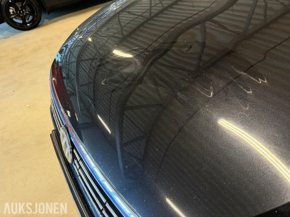 Volkswagen Passat 16 of 29