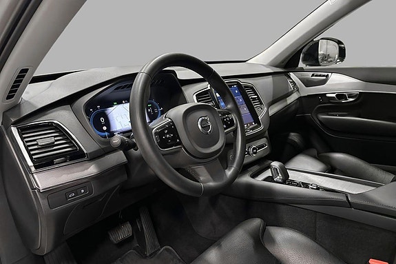 Volvo XC90 9 of 30