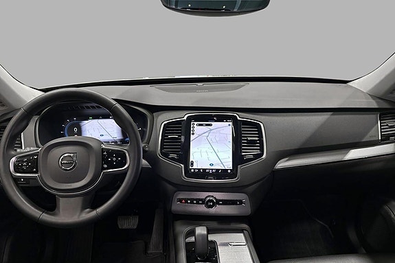 Volvo XC90 23 of 30