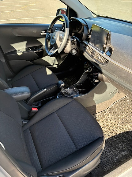 Kia Picanto 10 of 28