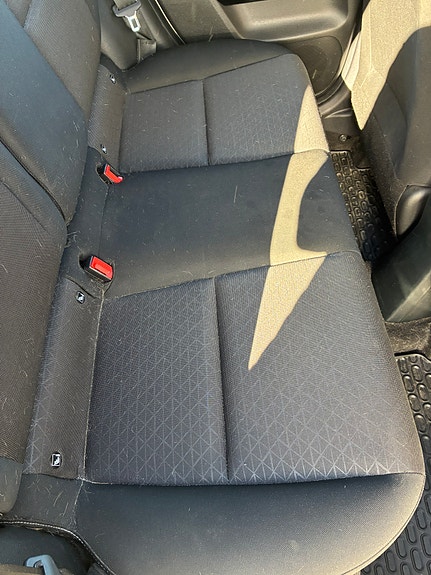 Kia Picanto 9 of 28