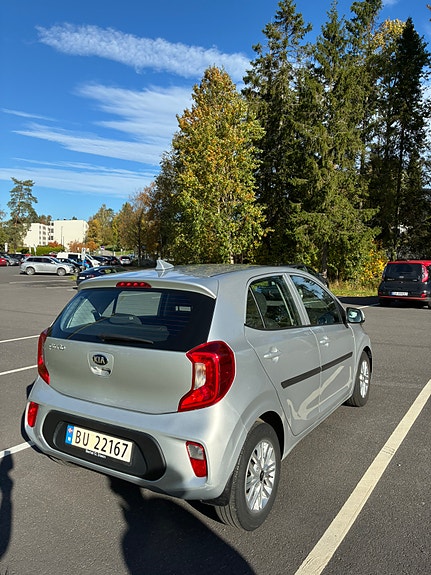 Kia Picanto 6 of 28