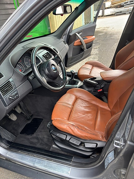 BMW X3 9 of 13