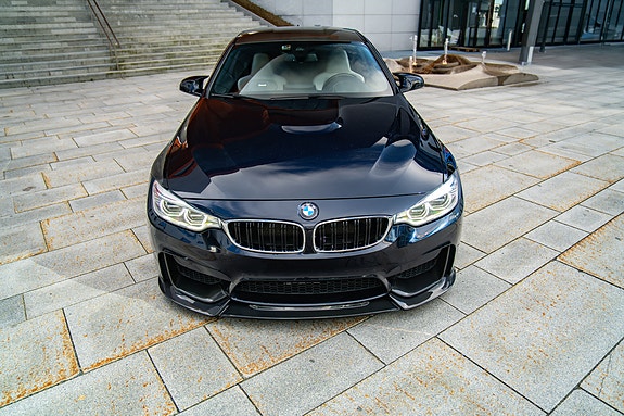 BMW M4 13 of 16