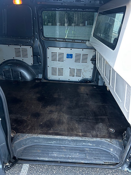 Mercedes-Benz Vito 116 24 of 30