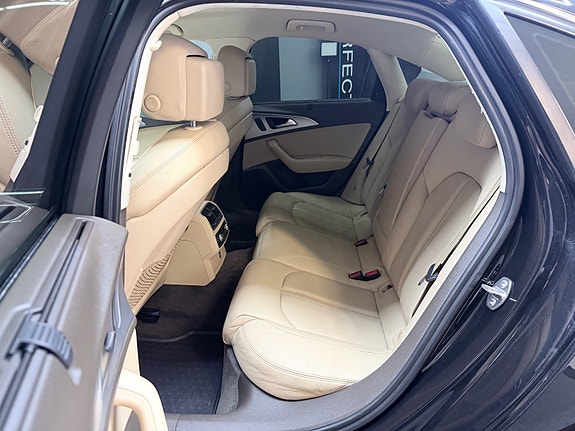 Audi A6 25 of 30