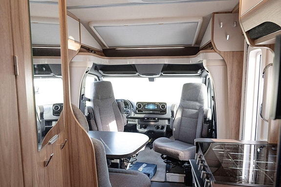 Hymer MLT 2 of 30