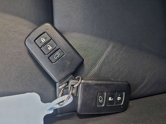 Toyota RAV4 15 of 18