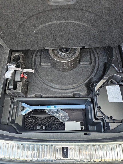 Audi e-tron 12 of 29