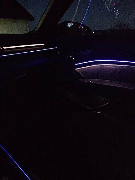 Audi e-tron 27 of 29