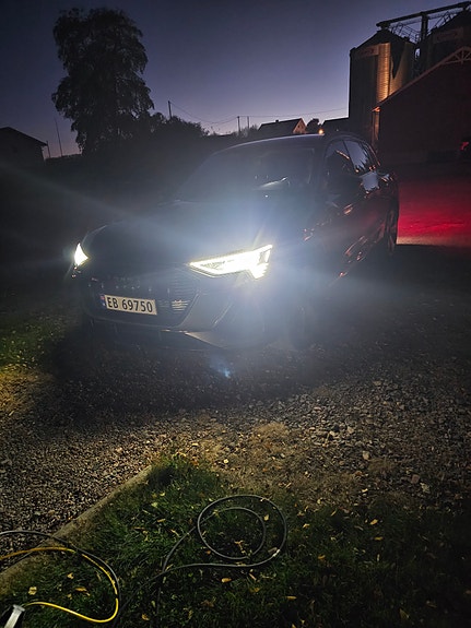 Audi e-tron 24 of 29