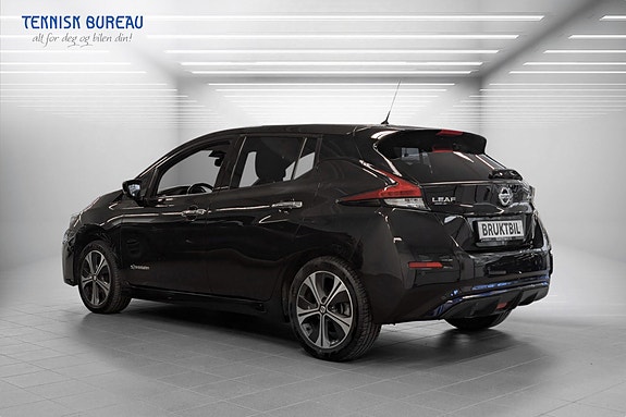 Nissan Leaf 4 of 23