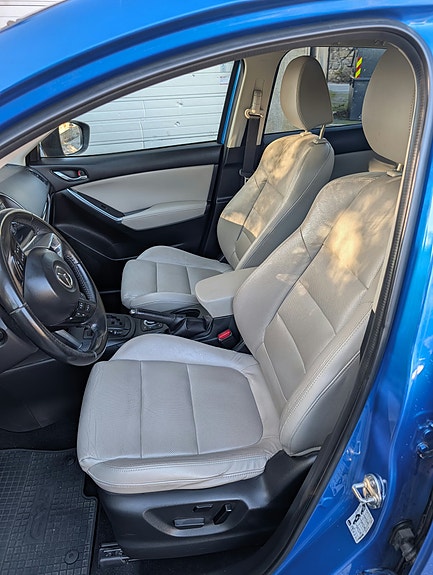 Mazda CX-5 2 of 14