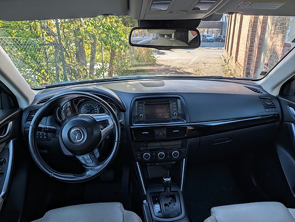Mazda CX-5 9 of 14