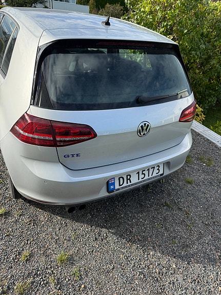 Volkswagen Golf VII 6 of 11