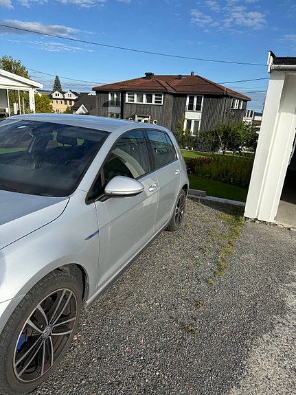 Volkswagen Golf VII 3 of 11