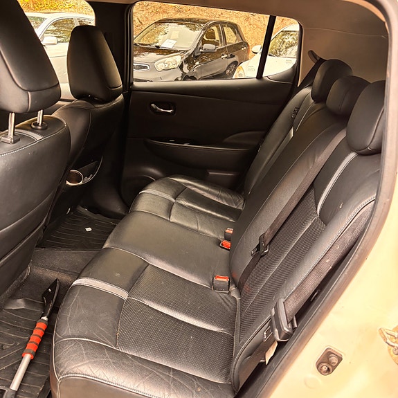 Nissan Leaf 6 of 6