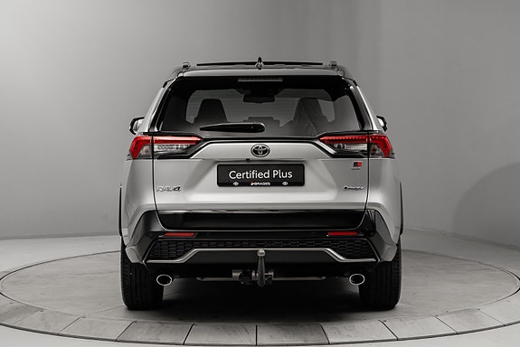 Toyota RAV4 3 of 30