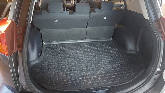 Toyota RAV4 11 of 20