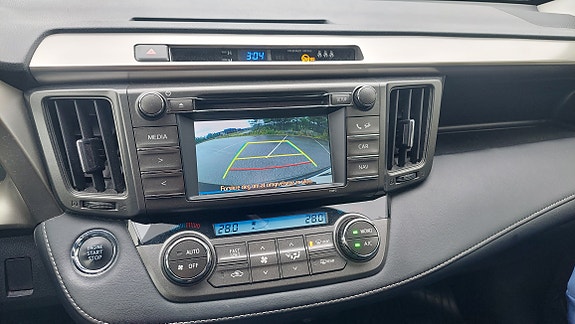 Toyota RAV4 6 of 20