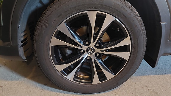 Toyota RAV4 17 of 20