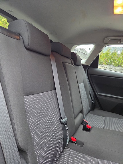 Toyota Auris 22 of 29