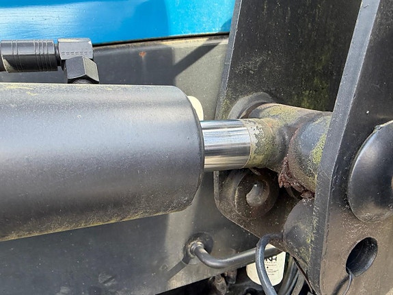 New Holland 8160 28 of 30