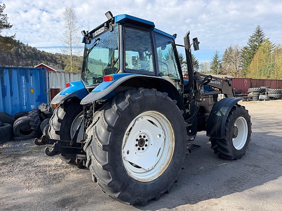 New Holland 8160 5 of 30