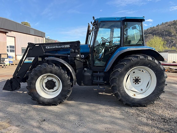 New Holland 8160 8 of 30