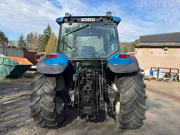 New Holland 8160 6 of 30