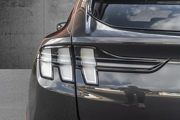 Ford Mustang Mach-E 11 of 28