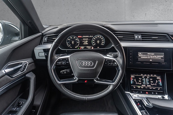 Audi e-tron 20 of 28