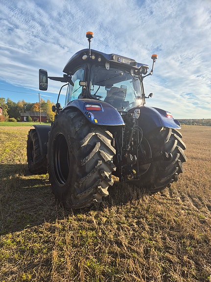 New Holland T6.175 AC BP 8 of 17
