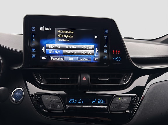 Toyota C-HR 17 of 24