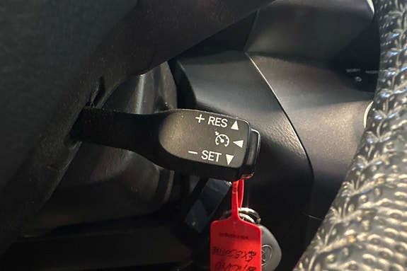 Toyota RAV4 19 of 23