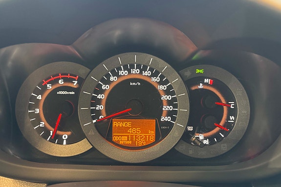 Toyota RAV4 13 of 23