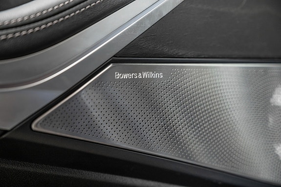 BMW X7 18 of 30