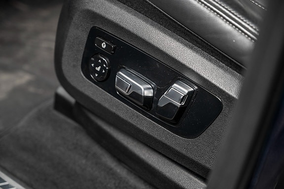 BMW X7 16 of 30