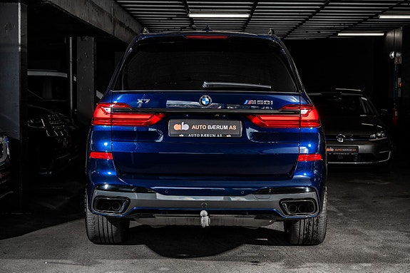 BMW X7 8 of 30