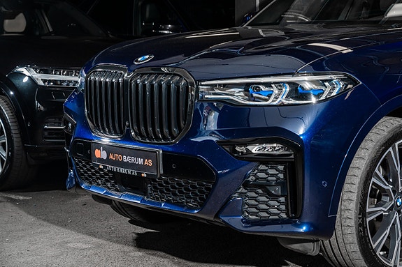 BMW X7 2 of 30