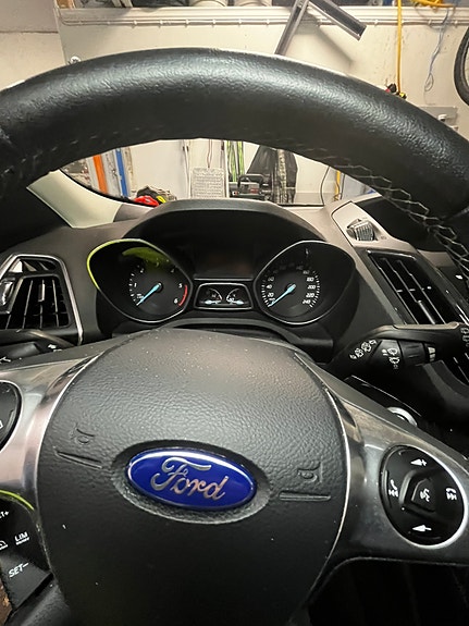 Ford Kuga 8 of 19