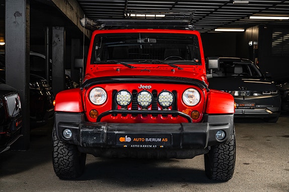 Jeep Wrangler Unlimited 3 of 30