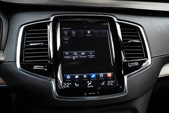 Volvo XC90 28 of 30