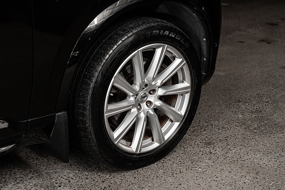 Volvo XC90 7 of 30