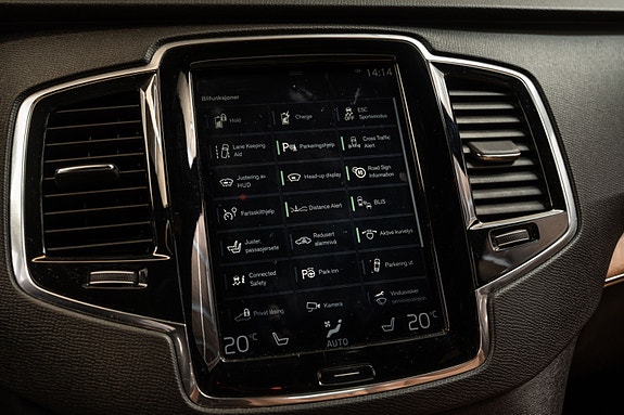 Volvo XC90 22 of 30