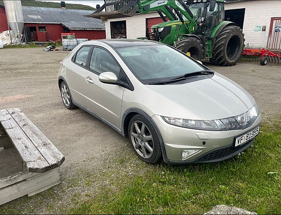 Honda Civic 2 of 8