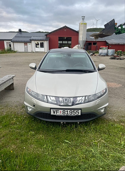 Honda Civic 3 of 8