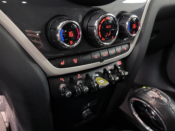 MINI Countryman Cooper SE 28 of 30