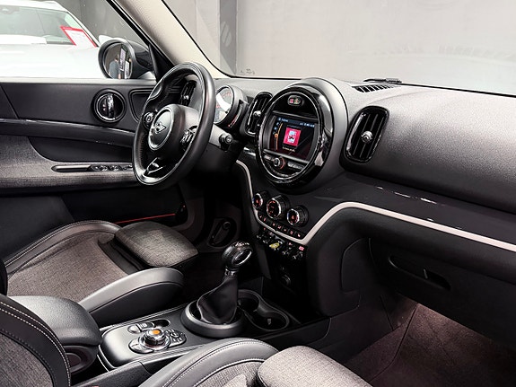 MINI Countryman Cooper SE 20 of 30