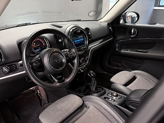 MINI Countryman Cooper SE 18 of 30
